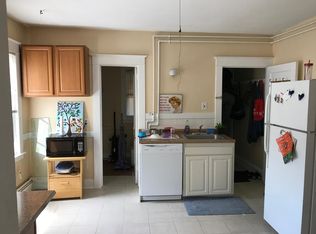 161 Park Rd #3, West Hartford, CT 06119