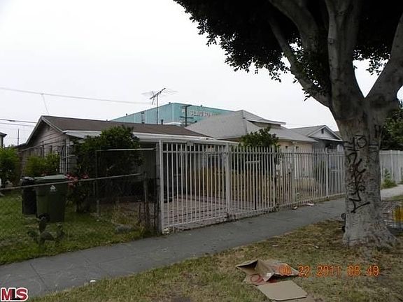 2nd image of 1655 W 59th St
