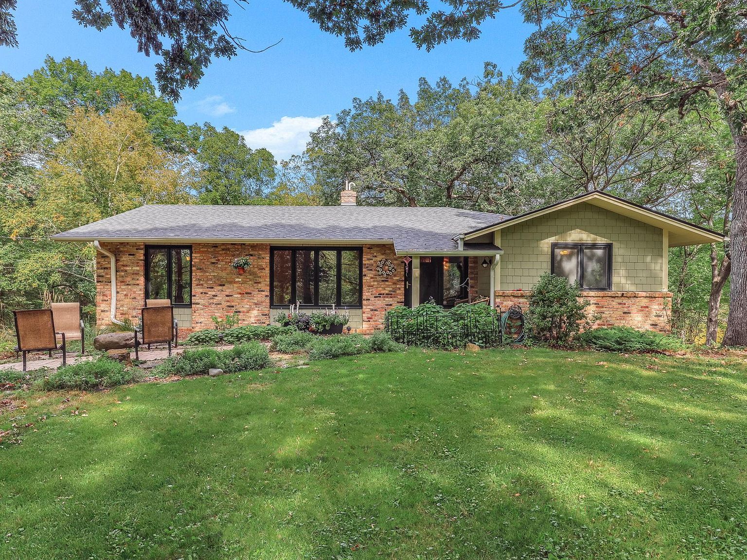 U-Ma 1732 Briarwood Ave, Saint Paul, MN 55115 | Zillow