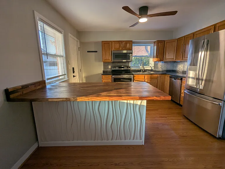 9709 Lyric Ln — Photo 11