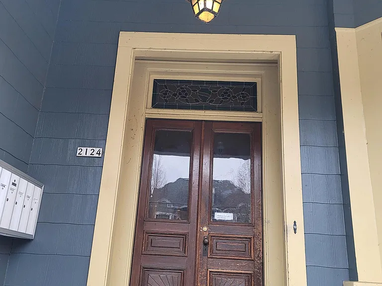 2124 NW Flanders St #16 — Photo 12