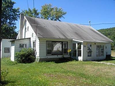 2nd image of 80 Roseville Ave