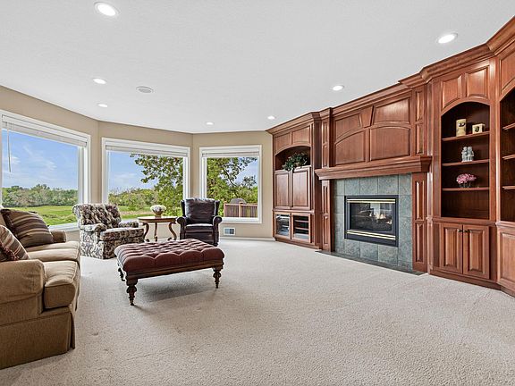 3rd image of 6105 Wood Hill Ln