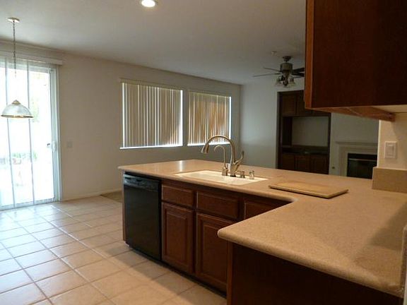 5th image of 9987 Fox Valley Ln