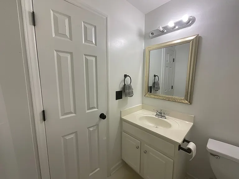 421 Ivy Glen Dr — Photo 22
