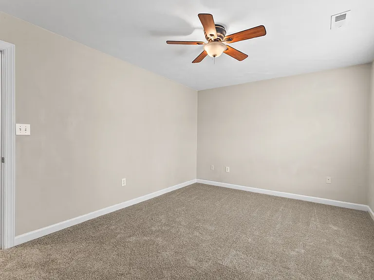 712 Tallahassee Dr — Photo 30