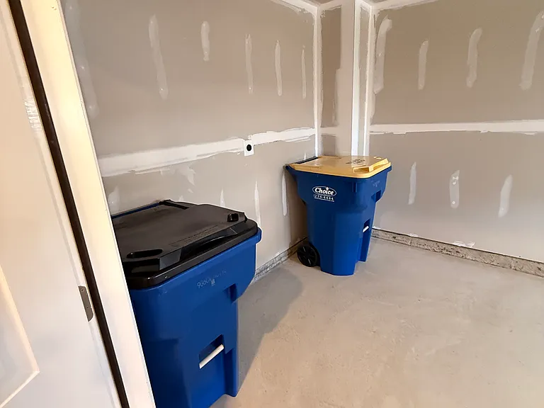 8728 Pioneer Hill Dr — Photo 10