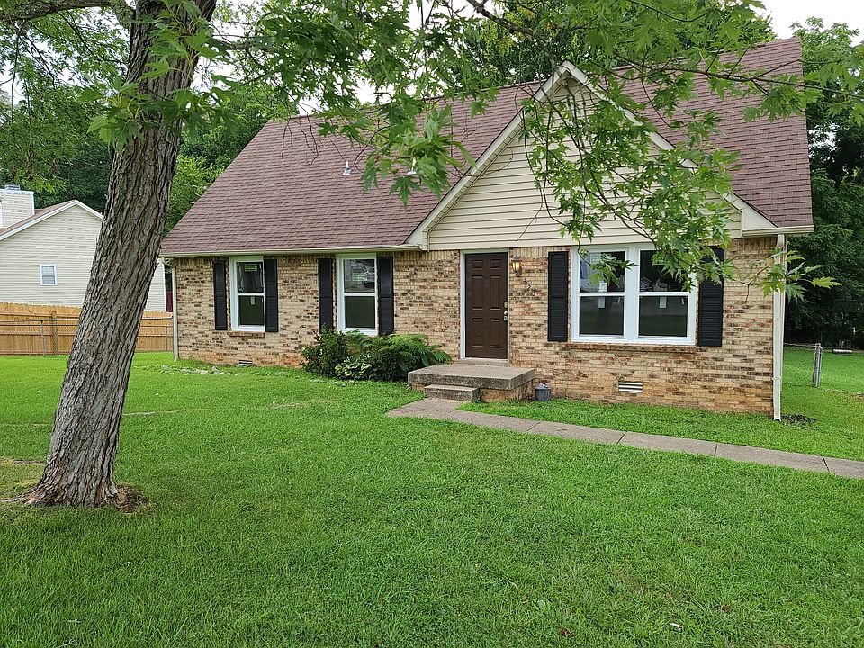 1st image of 323 Mills Dr