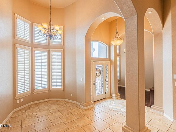 3rd image of 3849 Tierra Campa Dr