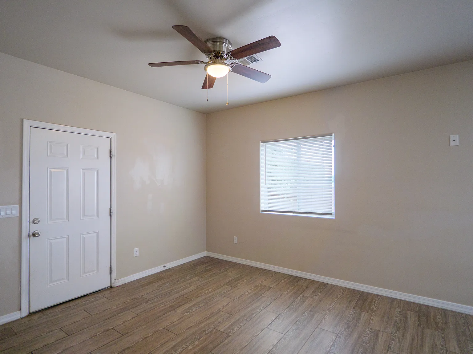 2 bed, 803 sqft, $1,195 — Photo 4