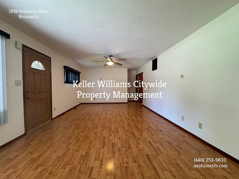 1959 Yorkshire Dr — Photo 10