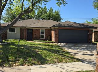 6020 Birchill Rd, Fort Worth, TX 76148