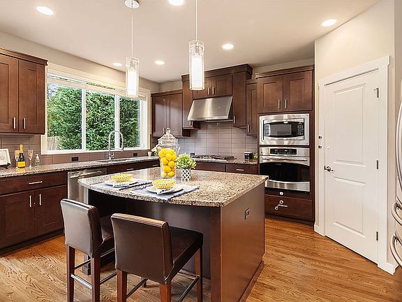 Chef's kitchen