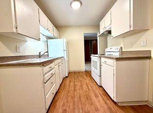 Sweetbriar Apartments, Portland, OR 97218