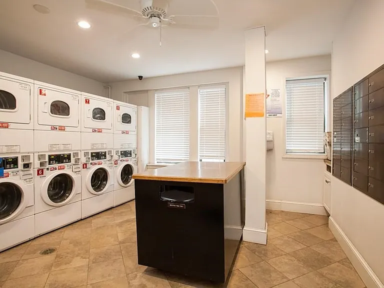 62 Queensberry St #207 — Photo 7