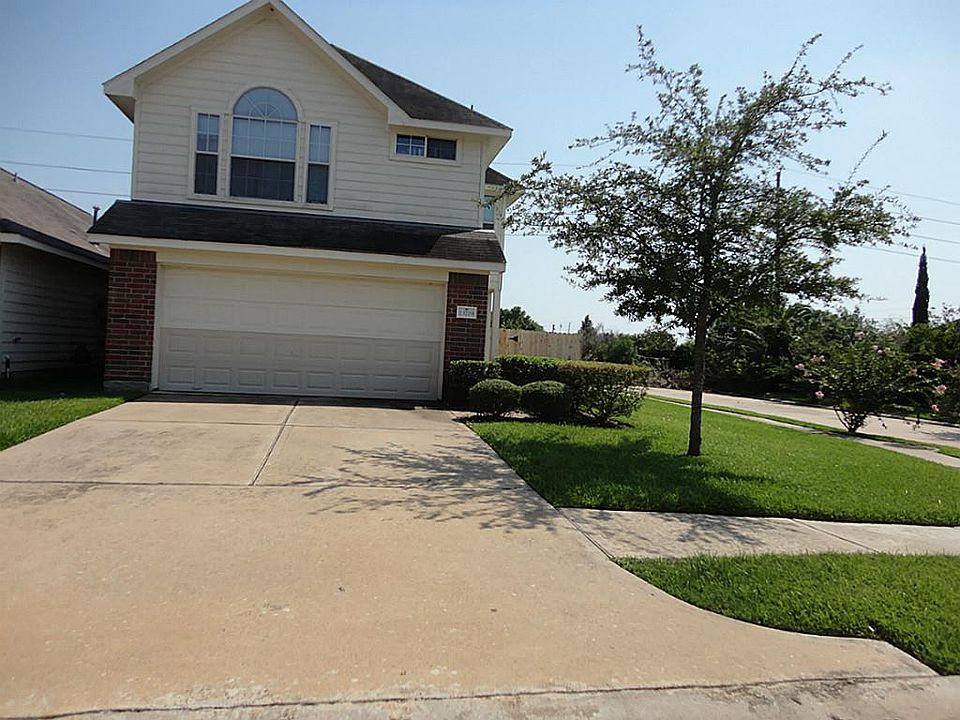 1st image of 13719 Aviva Ln