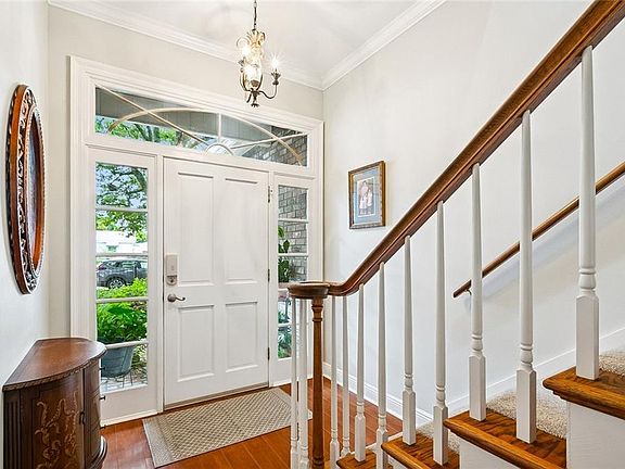 2nd image of 428 Nursery Ave