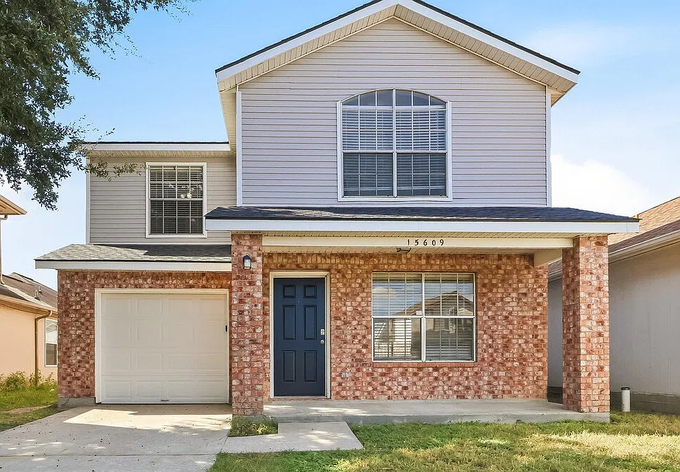 15609 Aiken Ln