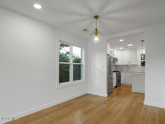 4th image of 11 Twyford Lane