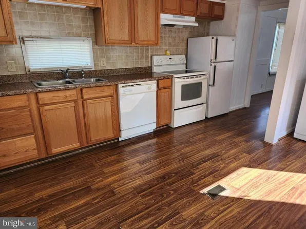 53 Wilbur Cir, Gerrardstown, WV 25420