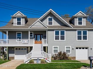 8 Bay Breeze Dr W, Toms River, NJ