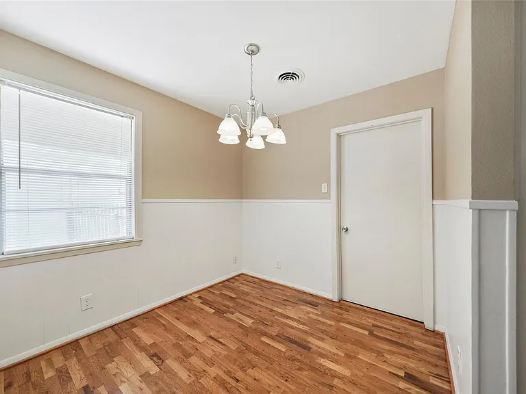 4406 Rosebay Dr — Photo 17