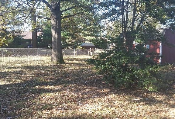 2nd image of 2500 Saratoga Dr