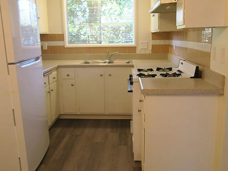 5362 Hollister Ave #12 — Photo 19