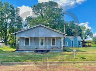 410 E Taylor Ave, Arkansas City, KS 67005
