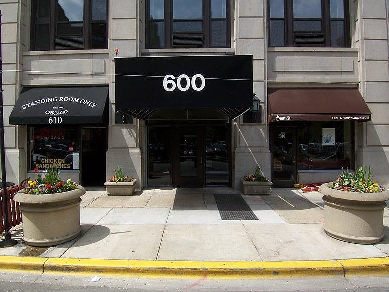 1st image of 600 Fair Oaks Ave