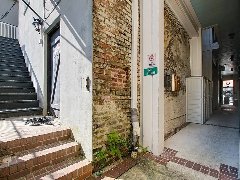 342 King St #B — Photo 6