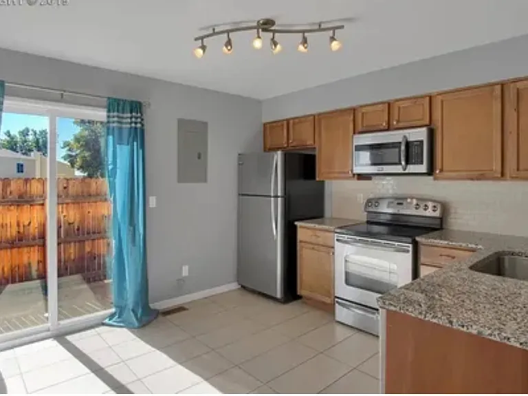 3138 Vail Pass Dr — Photo 4