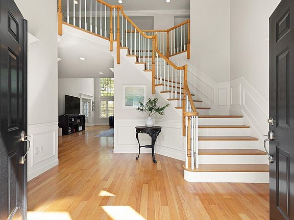 4th image of 40 Widow Rites Ln