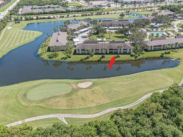 28 Plantation Dr APT 202, Vero Beach, FL 32966
