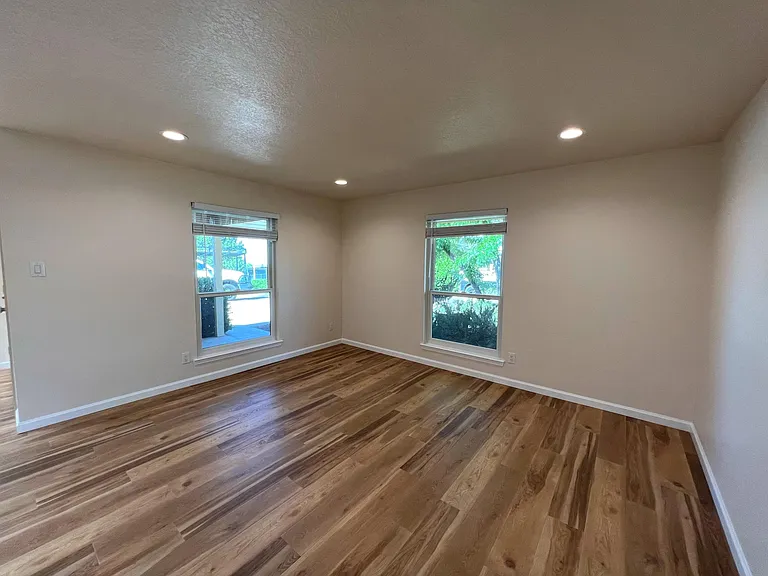 4328 Magnolia Dr NE — Photo 10