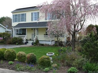 131 Capstan Ave, Groton, CT 06355