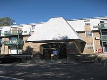 1st image of 1701 Smith St APT 206
