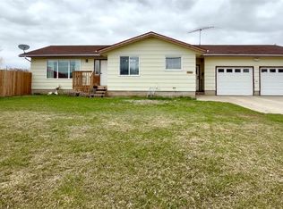 701 1st St, Hanley, SK S0G2E0