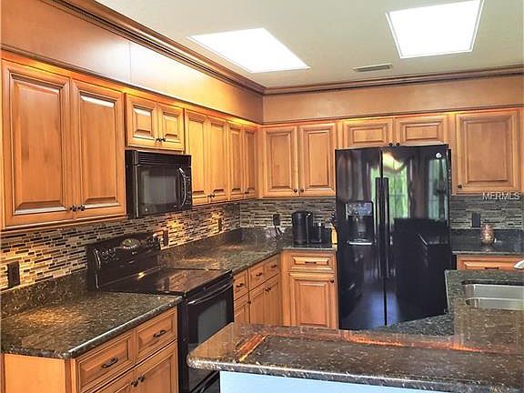 4th image of 1640 Lake Heron Dr