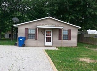 1006 Park St, South Roxana, IL 62087