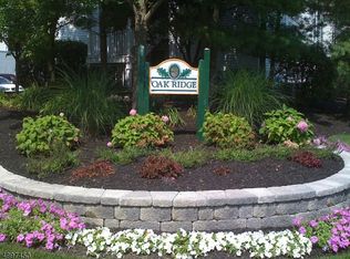 1901 Tanglewood Pl #1901, Whippany, NJ 07981