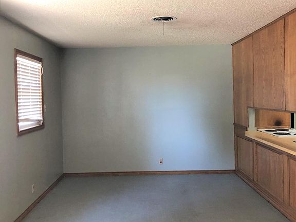 4th image of 1001 N Sumner St APT 10