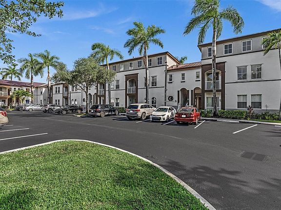 2nd image of 4435 SW 160th Ave APT 215