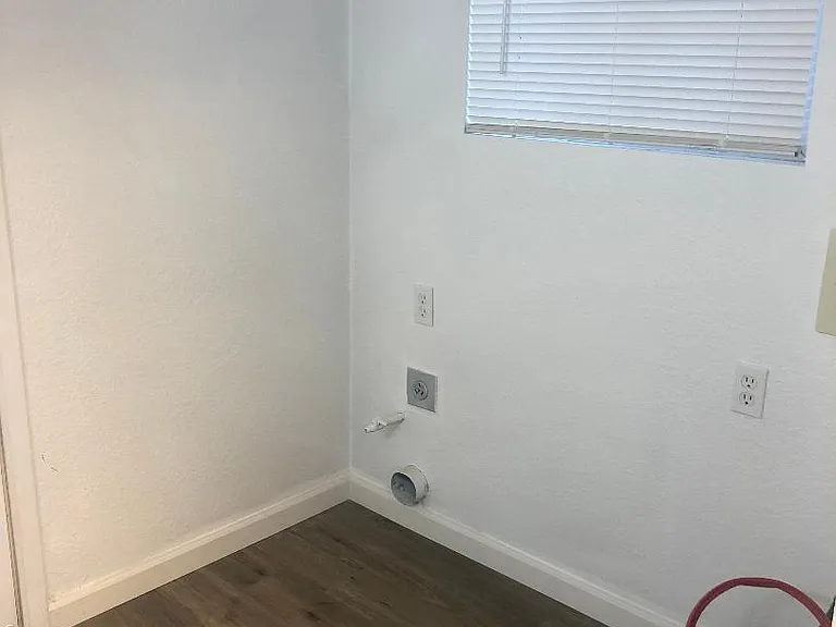 1351 Heatherfield Way — Photo 8