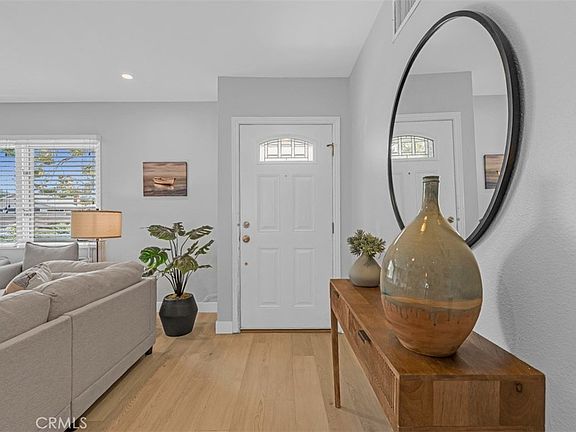 3rd image of 1149 Norgate St