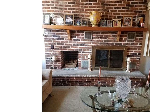 4th image of 7939 Bradford St
