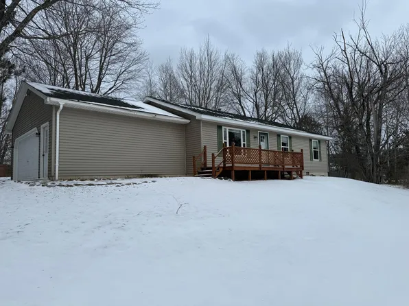 349 Poplar Rd, Pellston, MI 49769
