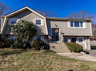 61 Fernandez Cir, Randolph, MA 02368