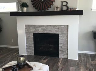 W239N2329 Hawks Meadow Ct, Waukesha, WI 53188