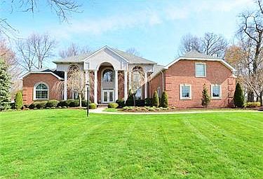 1st image of 601 Fairwinds Ct